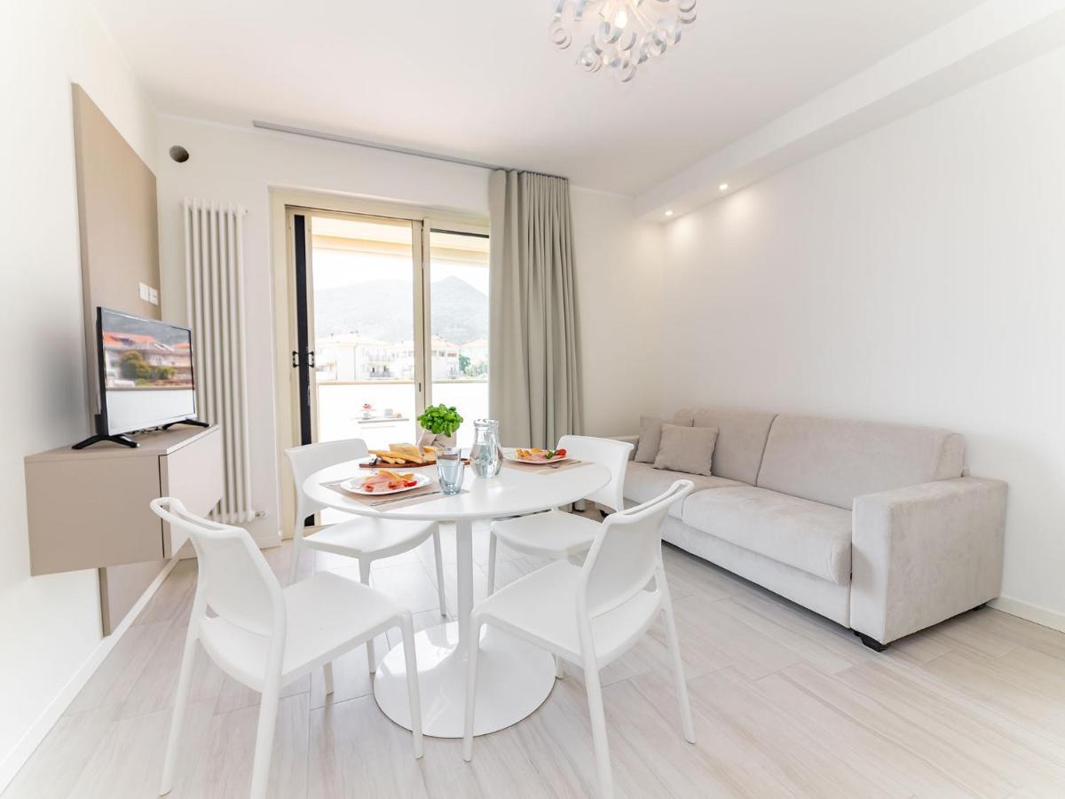 Michelangelo With Swimming Pool And Terrace Apartment Боргето Санто Спирито Екстериор снимка